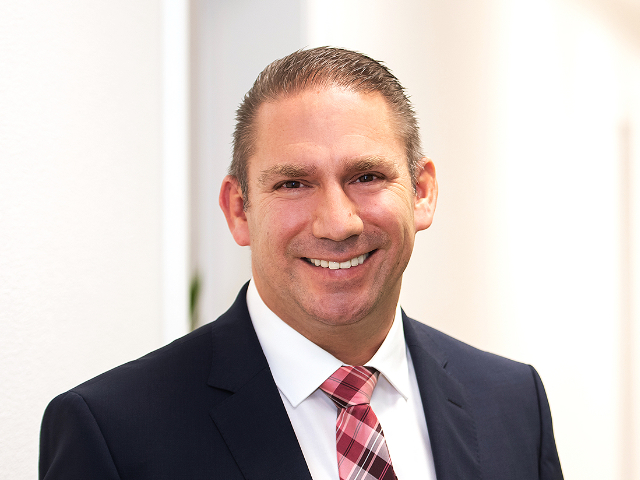 Portrait Timo Scharrmann